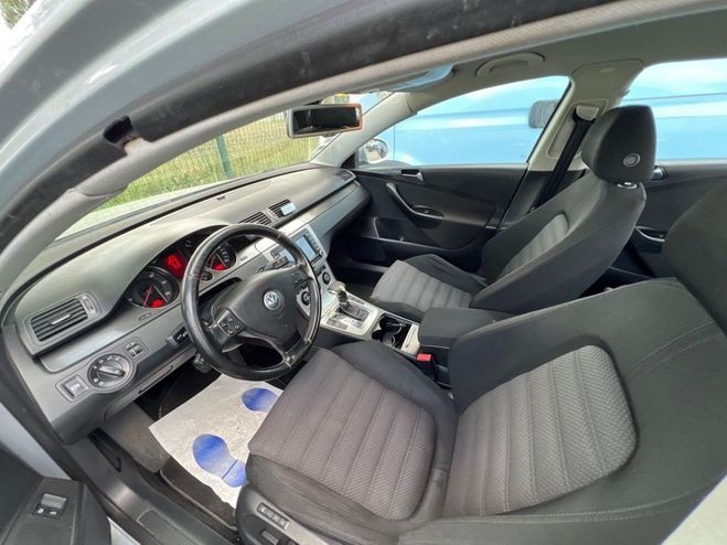 Volkswagen Passat 2.0 TDI 140CH CONFORTLINE DSG6 Gris de 2008