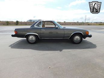  Voir détails -Mercedes Classe SL Classe Moteur V8 de 3,8 à  Le Havre (76)