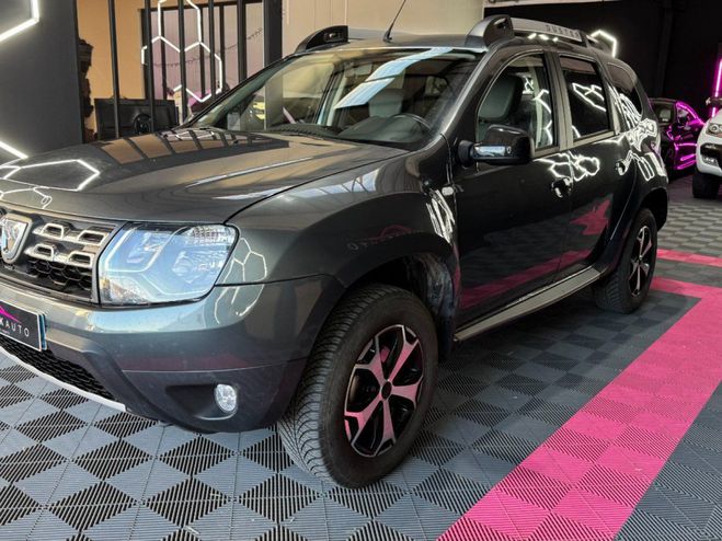 Dacia Duster Laurate Plus DCi 110 ch 4X2 Radar AR R Gris de 2017