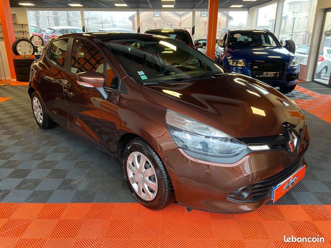 Renault Clio V PACK ZEN 1.2 16V 75 cv Garantie 12 moi Autre de 2015