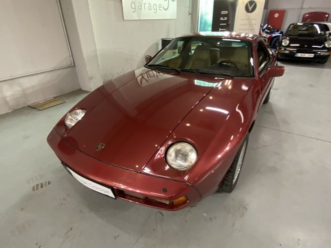 Porsche 928   de 1982