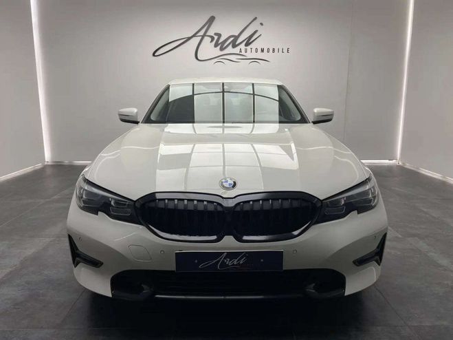 BMW Serie 3 320 320i GARANTIE 12 MOIS 1er PROPRIETAI Blanc de 2019