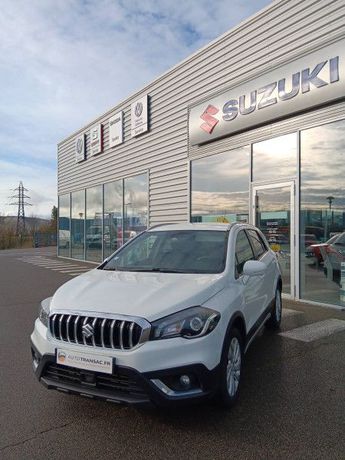  Voir détails -Suzuki SX4 S-Cross 1.4 Boosterjet Hybrid Privilge  à Mende (48)