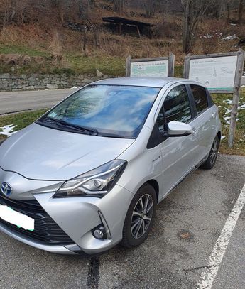  Voir détails -Toyota Yaris Hybride+100h+20eme+anniversaire à L'Abergement-Clmenciat (01)
