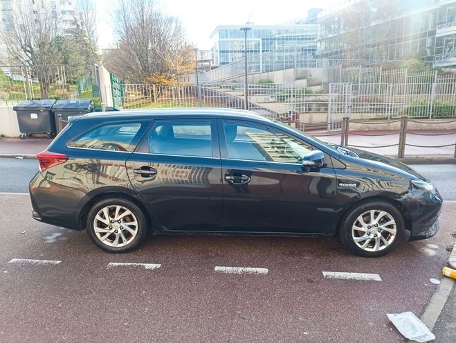 Toyota Auris Boite Auto dynamique noir de 2016