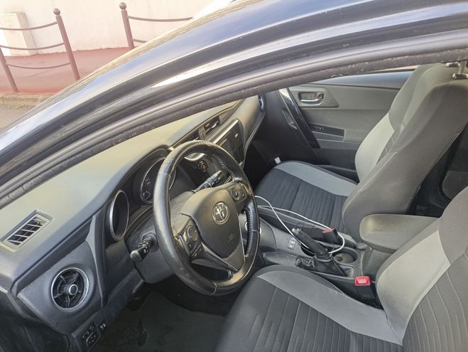 Toyota Auris Boite Auto dynamique noir de 2016