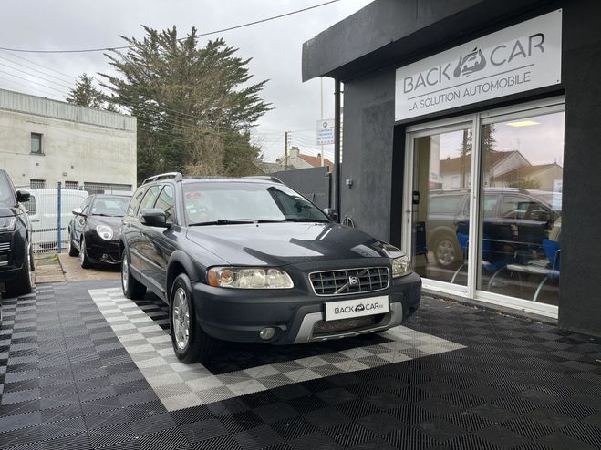 Volvo XC70 D5 AWD 185 Momentum Geartronic A Gris de 2007