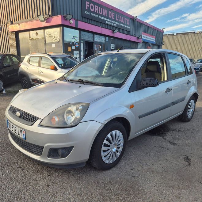 Ford Fiesta IV (2) 1400 TDCI FUN 5P Gris de 2006