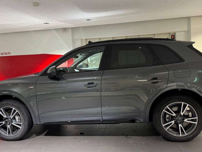 Audi Q5 50 TFSIe 299 S tronic 7 Quattro S line Gris de 2024