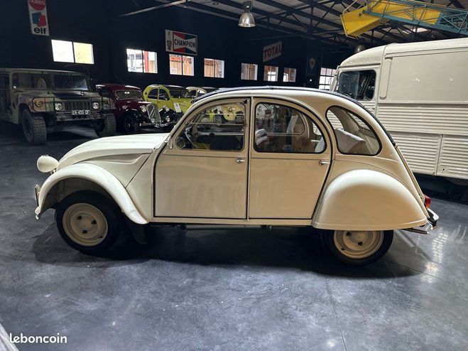 Citroen 2 CH 2 2cv6 spcial blanche 10 000km d'origin Blanc de 1990