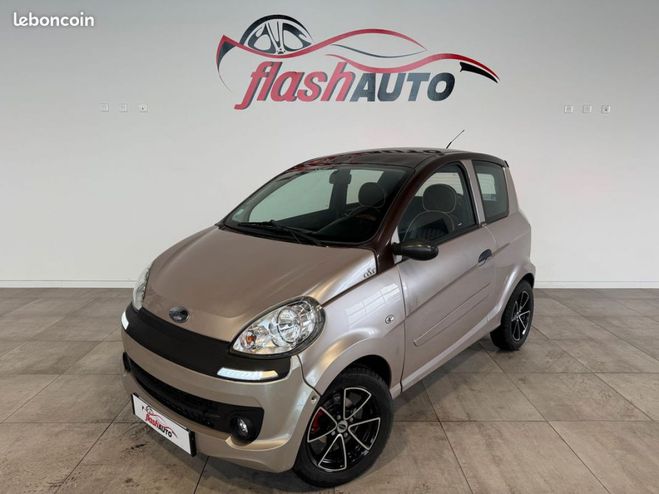 Microcar MGO M.Go -sans permis-bva-2013 Marron de 2013