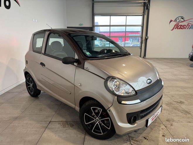 Microcar MGO M.Go -sans permis-bva-2013 Marron de 2013