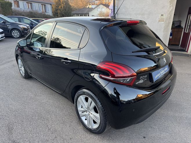 Peugeot 208 1.2 VTI 80CH E6.C SIGNATURE 5P NOIR de 2019