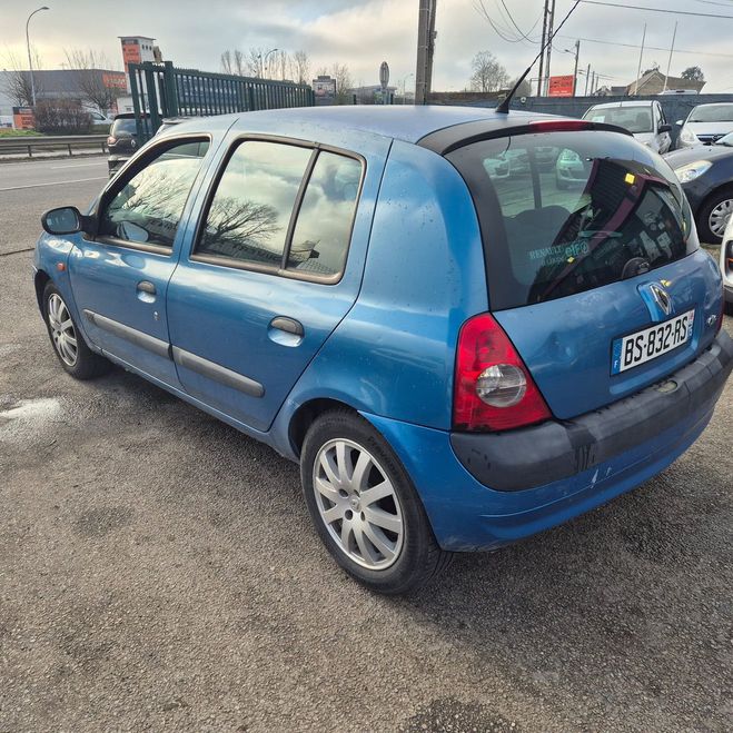 Renault Clio II (2) 1.5 DCI 80 EXPRESSION 5P Bleu clair de 2001