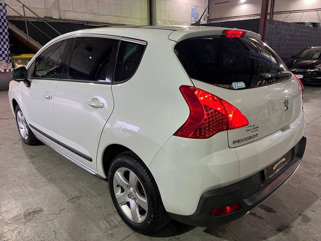 Peugeot  3008  1.6 HDi112 FAP Allure BLANC de 2011