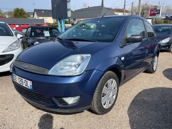  Voir détails -Ford Fiesta 1.3i 70cv Senso à vreux (27)