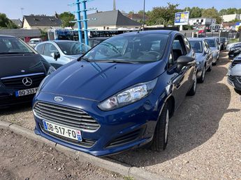  Voir détails -Ford Fiesta 1.25 60 Ambiente à vreux (27)