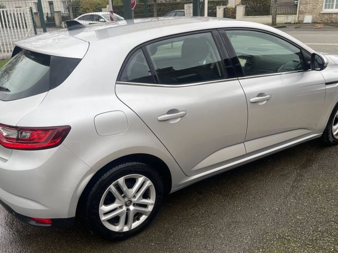 Renault Megane IV 1.5 BLUE DCI 115CH BUSINESS EDC Gris C de 2019