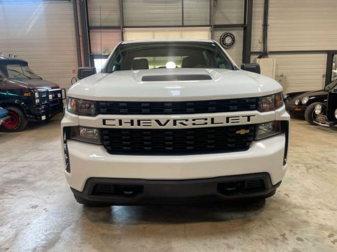 Chevrolet Silverado DOUBLE CAB 5.3 L CUSTOM V8 BLANC de 2020