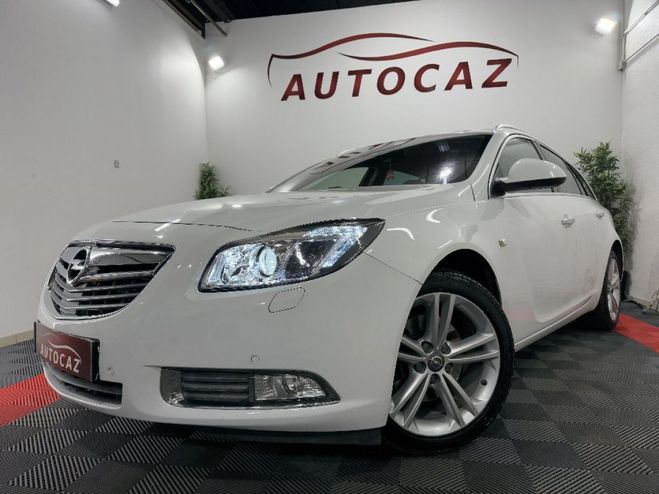 Opel Insignia SPORTS TOURER 2.0 CDTI - 160 FAP Cosmo P Blanc de 2012