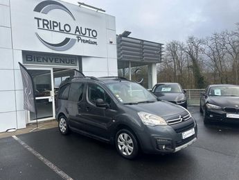  Voir détails -Citroen Berlingo 1.6 BlueHDi - 100 COMBI XTR   ATTELAGE   à Brive-la-Gaillarde (19)