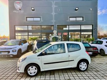  Voir détails -Renault Twingo 1.2 16V 75CH ECO2 AUTHENTIQUE EURO 5 à Nouvoitou (35)