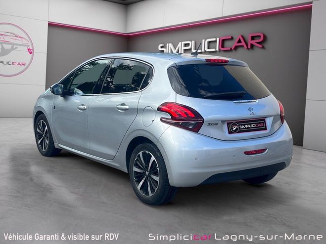 Peugeot 208 1.2 PureTech 110ch SS EAT6 Tech Edition Gris de 2019