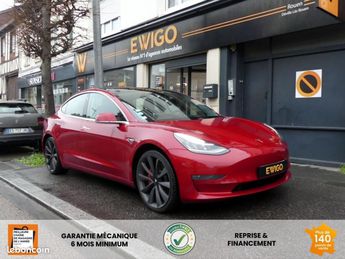  Voir détails -Tesla Model 3 ELECTRIC 490 75KWH PERFORMANCE 4WD BVA à Dville-ls-Rouen (76)