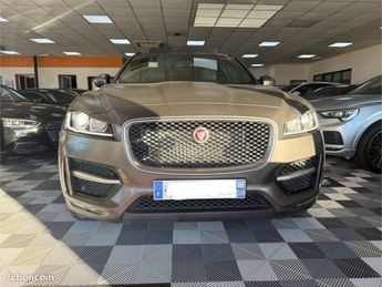  Voir détails -Jaguar F Pace R-Sport AWD à Louvroil (59)