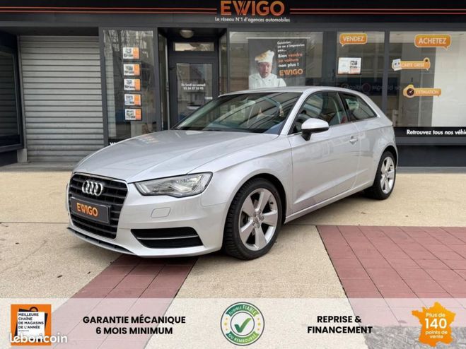 Audi A3 1.6 TDI 105CH AMBITION LUXE S-TRONIC BVA Gris de 2013