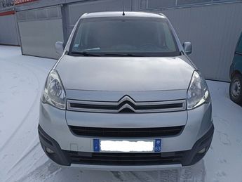  Voir détails -Peugeot Dangel BERLINGO 1.6 HDI FAP à Murat (15)