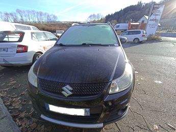  Voir détails -Suzuki SX4 S-Cross 2.0 DDIS GLX 4X4 à Murat (15)
