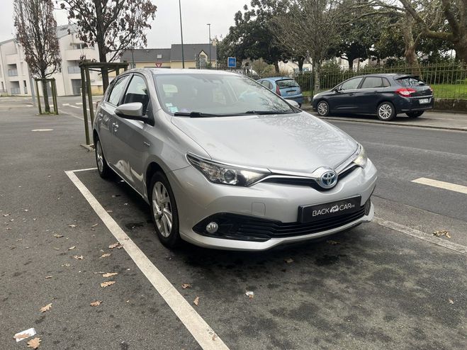 Toyota Auris Hybride 136h Dynamic GRIS CLAIR de 2017