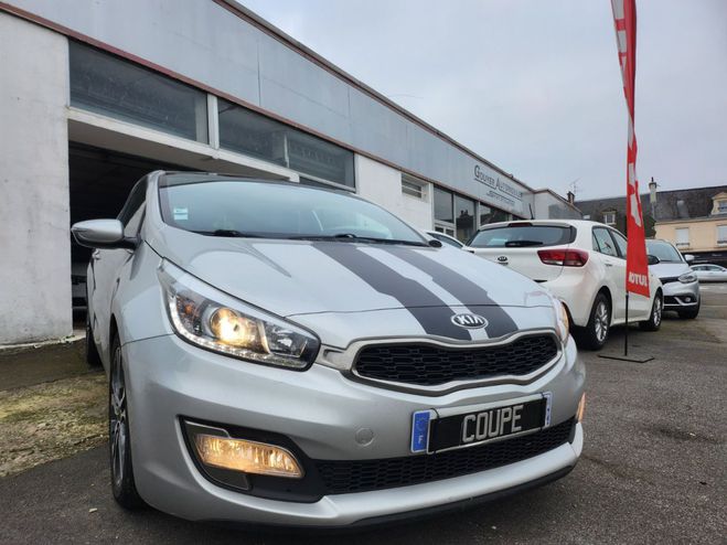 Kia ProCeed CRDI DYNAMIQUE Gris de 2016