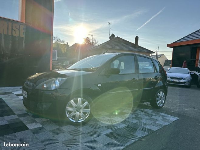 Ford Fiesta 1.4 TDCI 68CH AMBIENTE 5P Noir de 2008