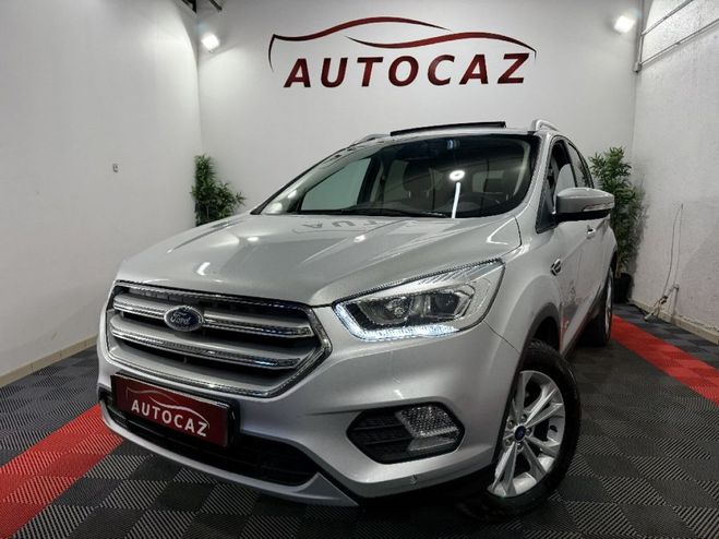 Ford Kuga 2.0 TDCi 150 4x4 Powershift Titanium Bus Gris Clair de 2018