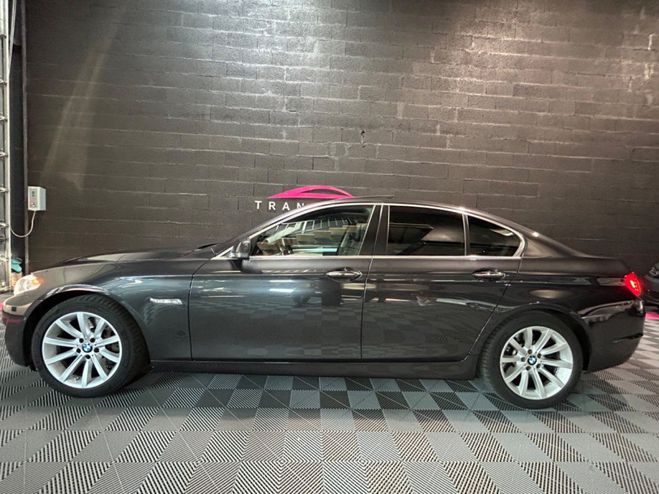 BMW Serie 5 F10 530d xDrive 258ch 149g Executive A Gris de 2012