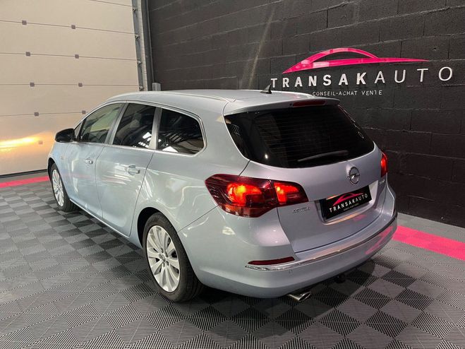 Opel Astra SPORTS TOURER 1.4 Turbo 140 ch Start/Sto Gris de 2016