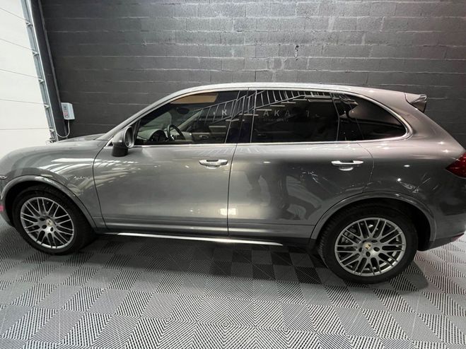 Porsche Cayenne 3.0 V6 S Hybrid Tiptronic A Gris de 2012