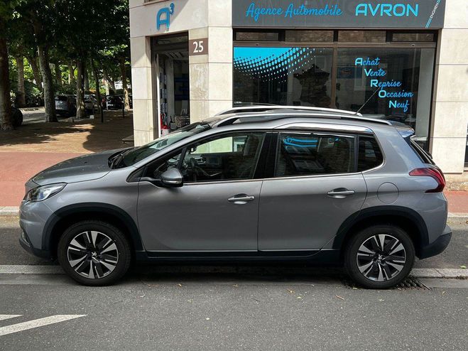Peugeot 2008 1.2 PURETECH 110 ALLURE Gris Clair de 2016