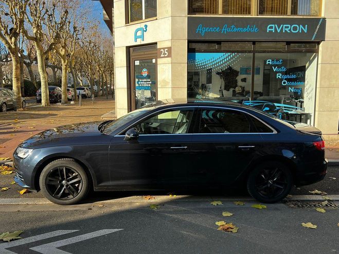 Audi A4 V 2.0 TFSI 252 DESIGN LUXE Bleu Fonc Mtallis de 2016