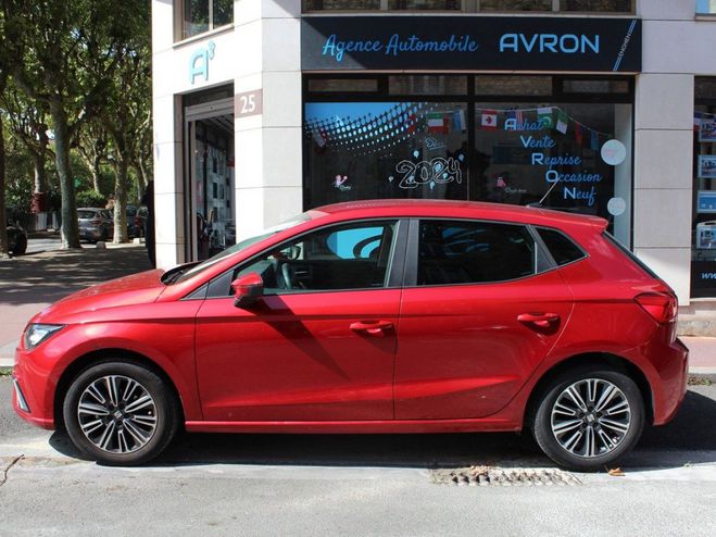 Seat Ibiza V (2) 1.0 MPI 80 S/S URBAN PREMIERE MAIN Rouge Laqu de 2022