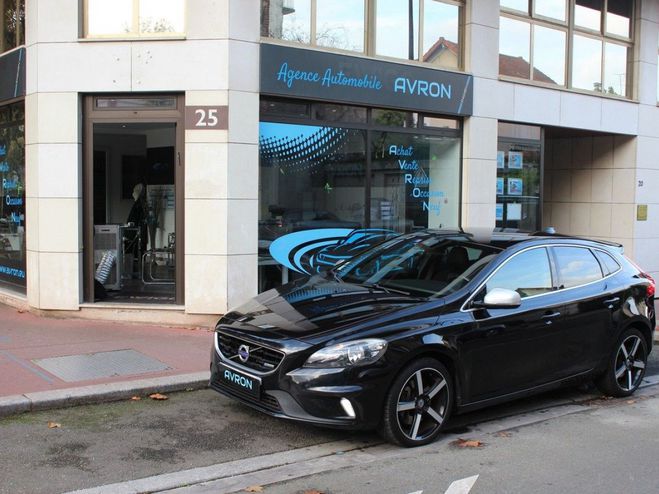 Volvo V40 II D3 150 R-DESIGN GEARTRONIC 6 Noir Mtallis de 2014