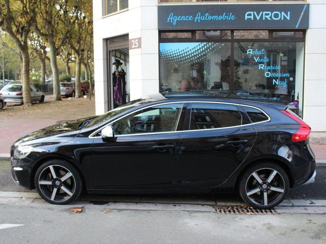 Volvo V40 II D3 150 R-DESIGN GEARTRONIC 6 Noir Mtallis de 2014