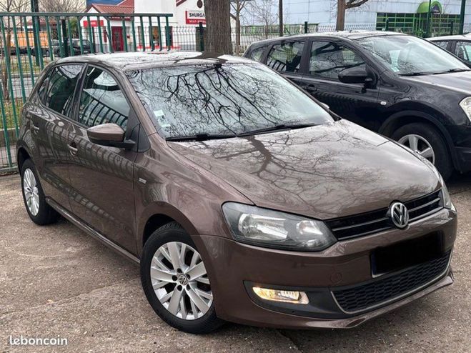 Volkswagen Polo 5 portes 1.6 TDI 90CV anne 06-2013 76.0 Marron de 2013