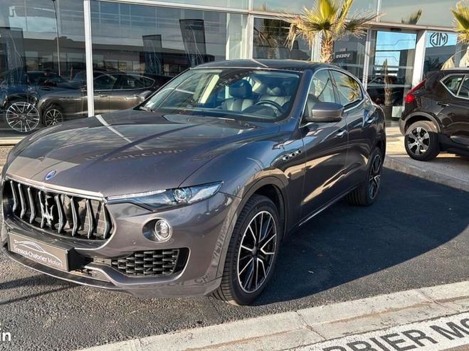 Maserati Levante Diesel 3.0 V6 Turbo 275 GranSport Gris de 2017