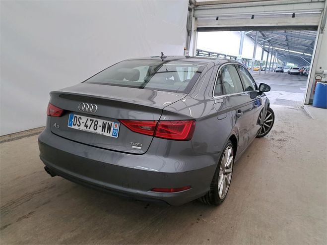 Audi A3 III BERLINE 1,4 TSFI COD ULTRA 150 AMBIT Gris de 2015