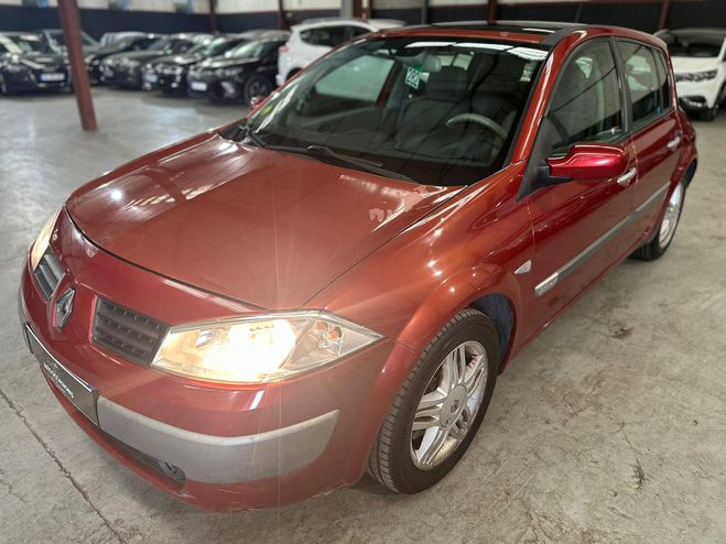 Renault  Megane II 2.0 16v 136ch Luxe Dynamique ROUGE CLAIR de 2005