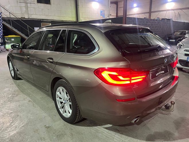 BMW  Srie 5 520dA 163ch Executive Steptronic GRIS de 2018