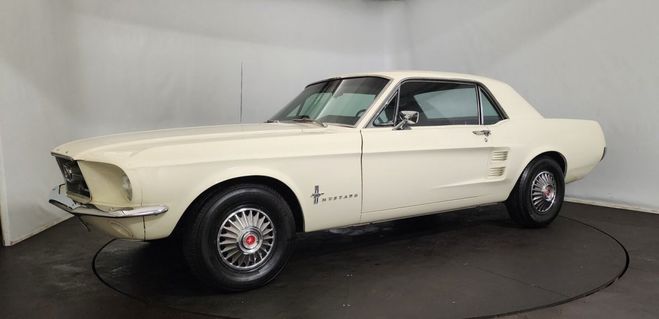 Ford Mustang  Blanc de 1967